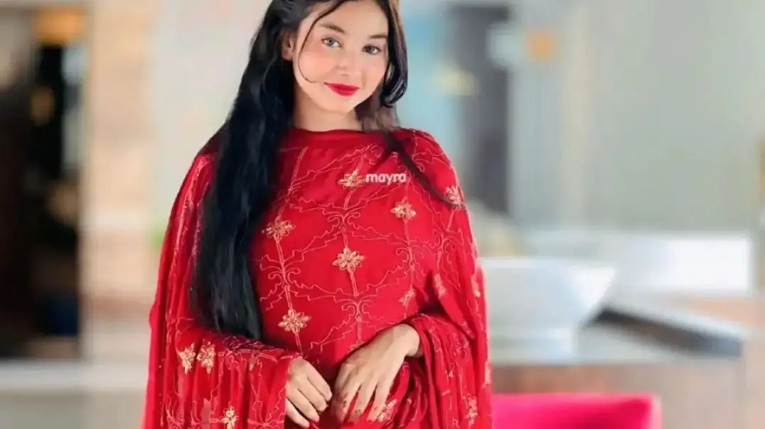 Desi Girl First Time Sex Leaked Hot Video