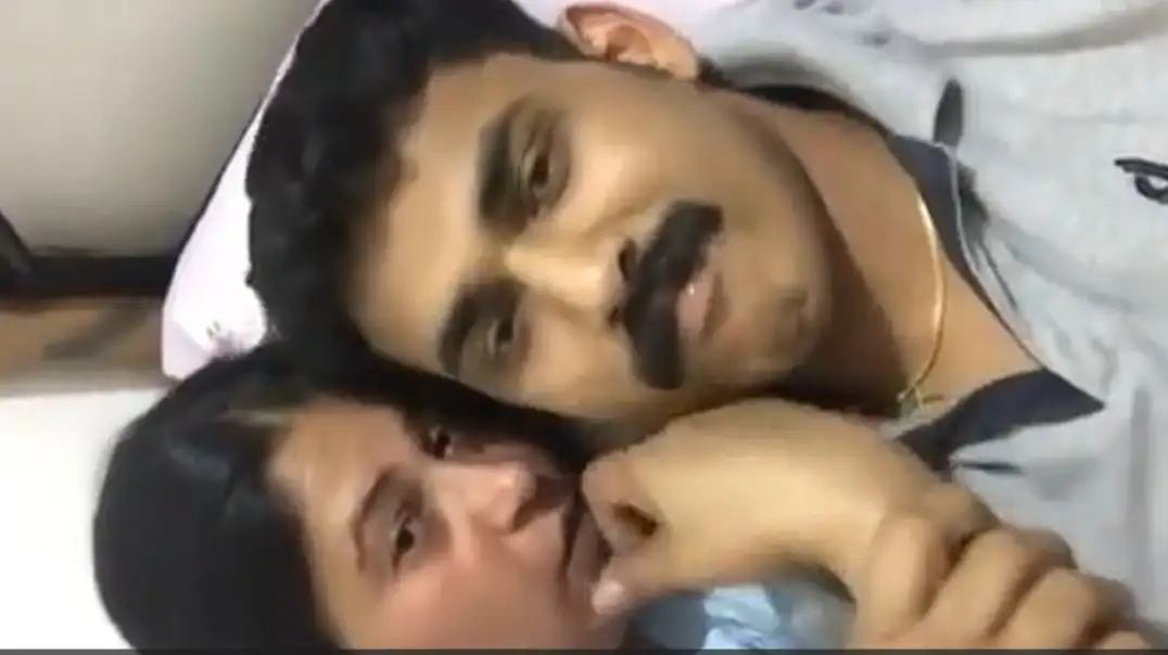 Tamil Housewife’s Secret Affair With Neighbour – Hot & Steamy