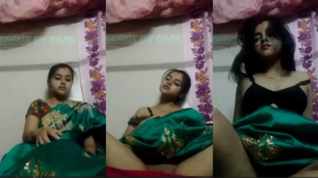 Desi Girl in Green Saree Fingering for Fun