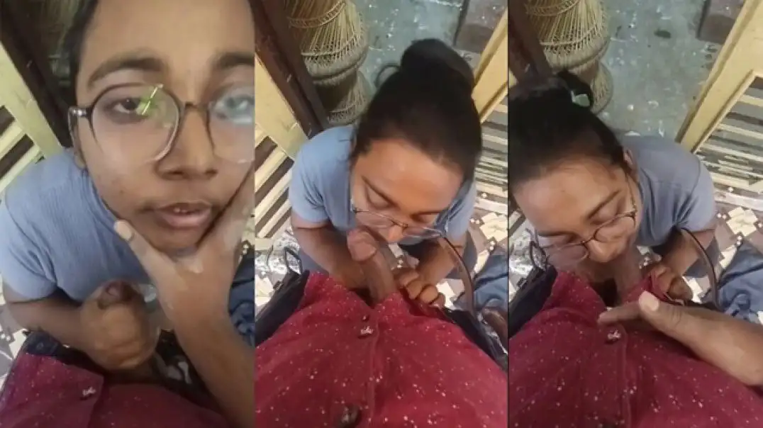Desi Wife Gives Hot Deepthroat Blowjob Secretly