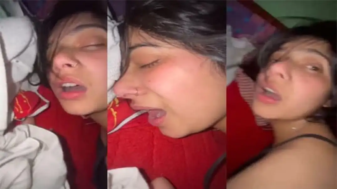 Desi GF Gives Wild Blowjob Hard Fucking Secret