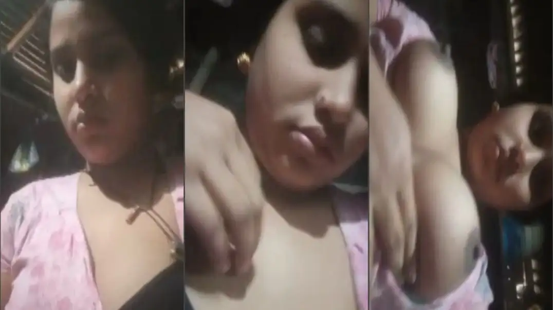 Desi village girl secretly records hot nudes for you
