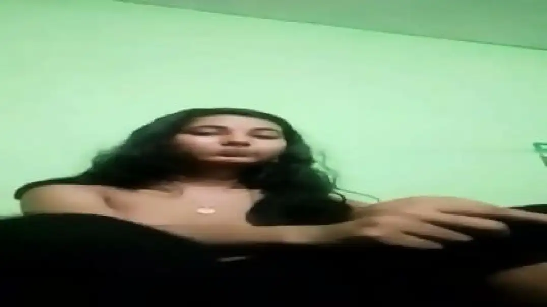 Desi Muskan's Hot Blowjob & Wet Pussy Action