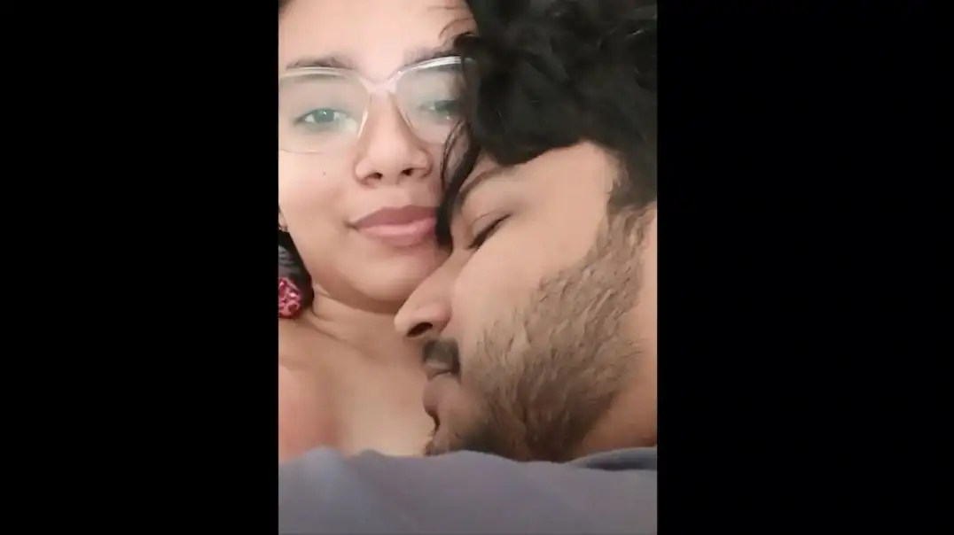 Desi Munda Dildar Ke Saath Blowjob Mast