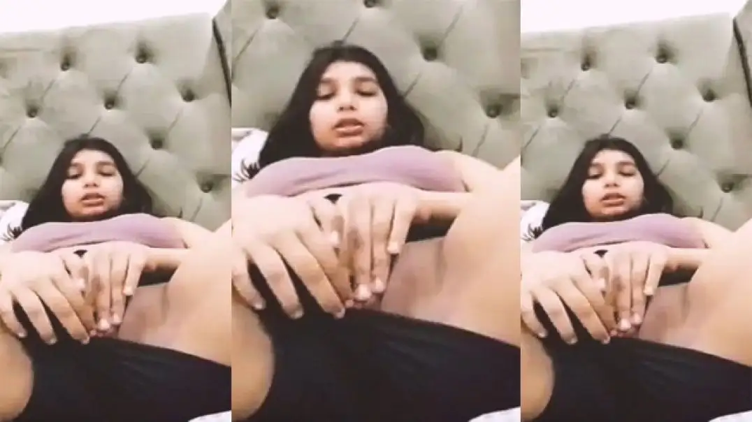 Hot Desi Girl Secretly Fingering Herself