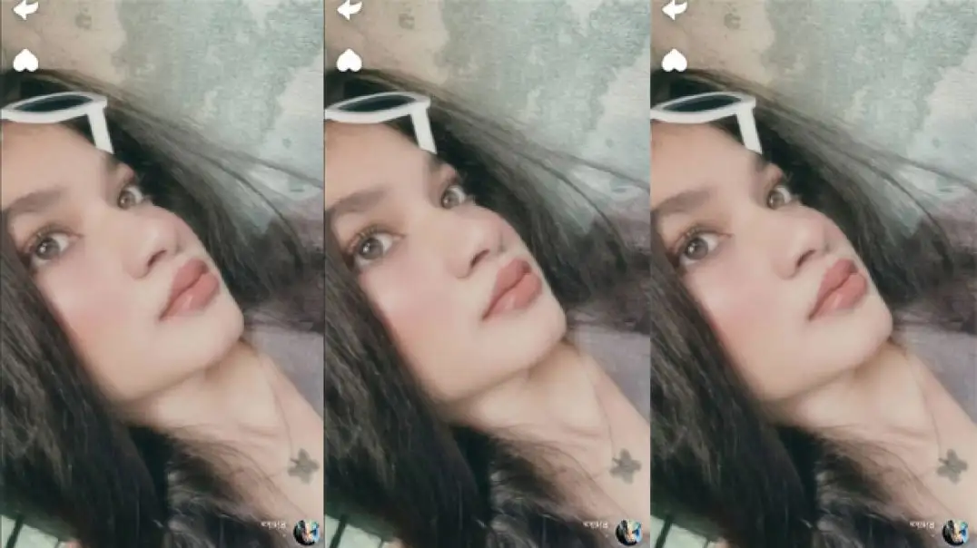 Hot Desi BabeSecretly Showing Her Romantic Side