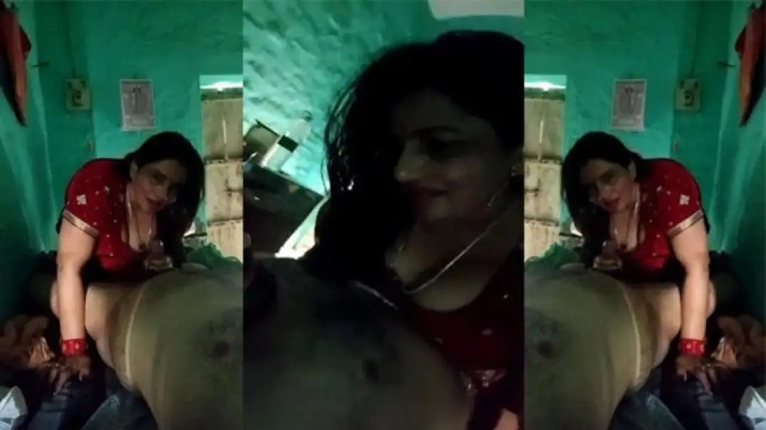 Desi Bhabhi's Hot Secret Blowjob Affair