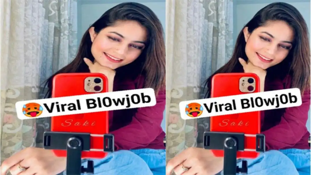 Hot Desi Girl Gives Mind Blowing Blowjob Like a Pro