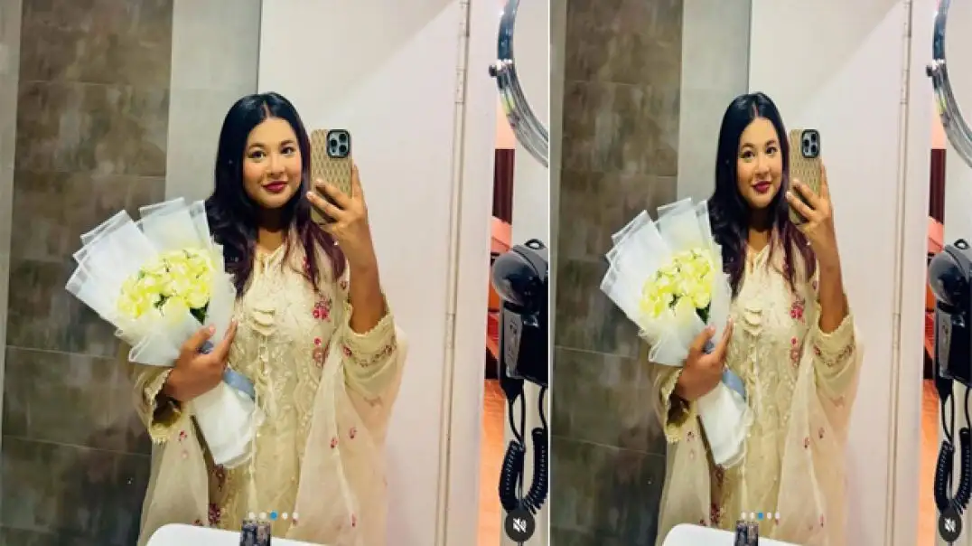 Hot Indian Babe Secretly Giving Mind Blowing Blowjob