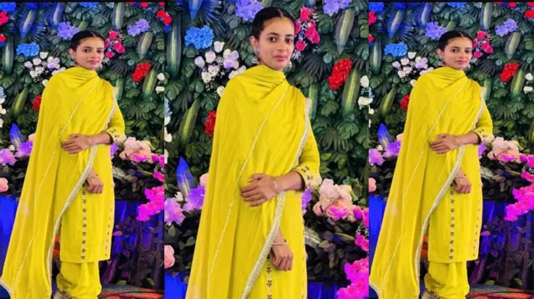 Hot Punjabi Wife Secretly Shares Private Leaked Clips