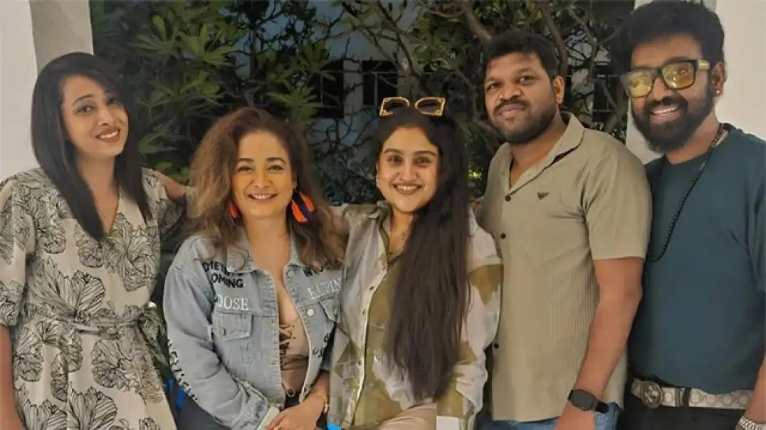 Bollywood Actress Kiran Rathod's Hot Private Live Update