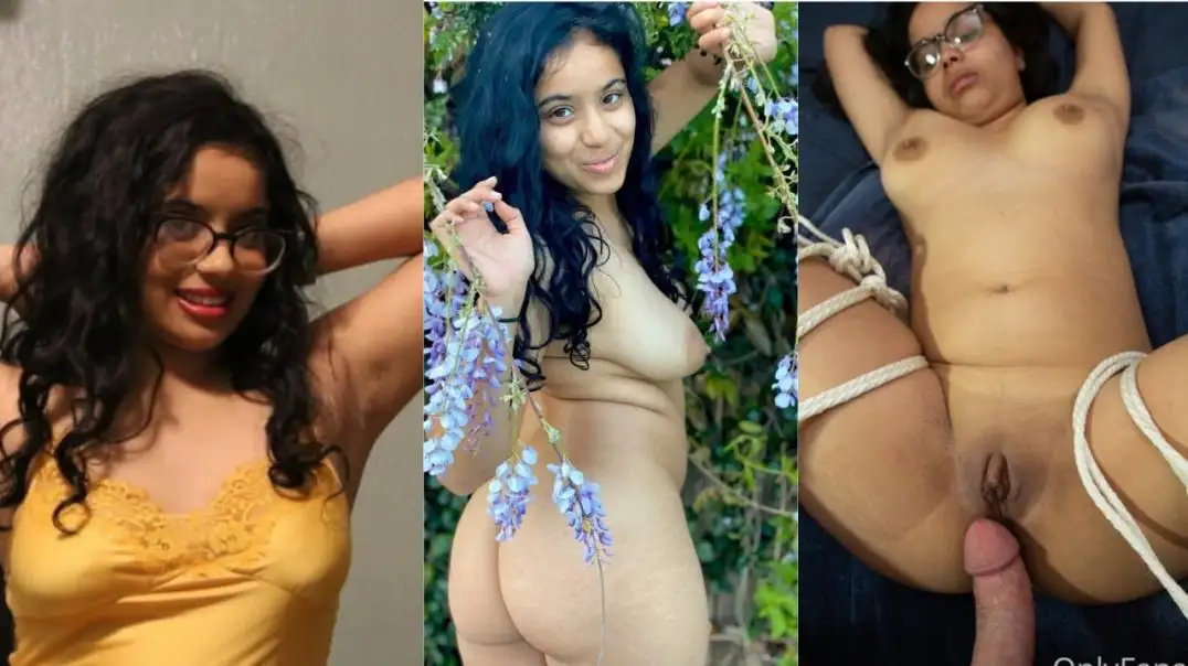 Hot Girl Giving Blowjobs in Private Sexy Bath