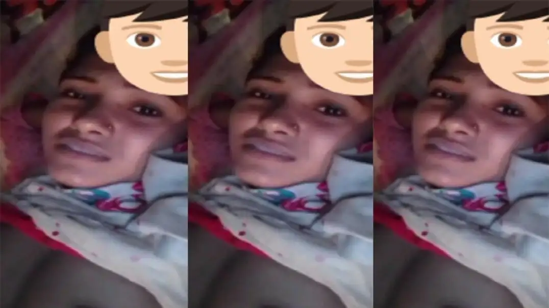 Desi Bhabhi Teasing Her Lover in Secret