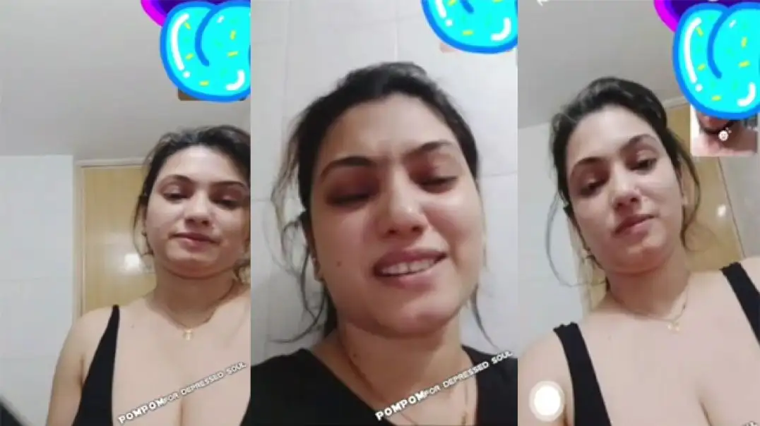 Wife's Secret Hot Call & Nude Fuck Leaked