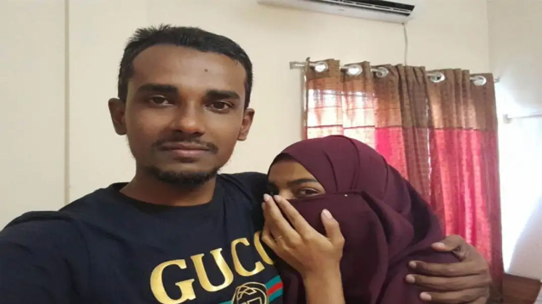 Muslim Girl Gives Wild BJ & Gets Rough Pounded By Lover