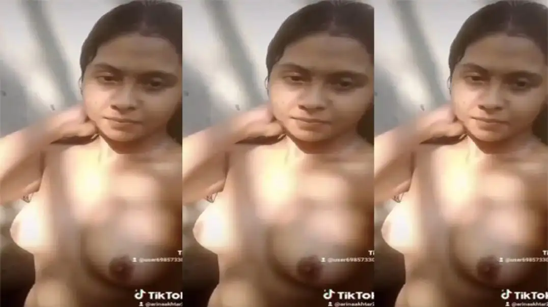 Hot Indian Girl Private Nude Show at Home