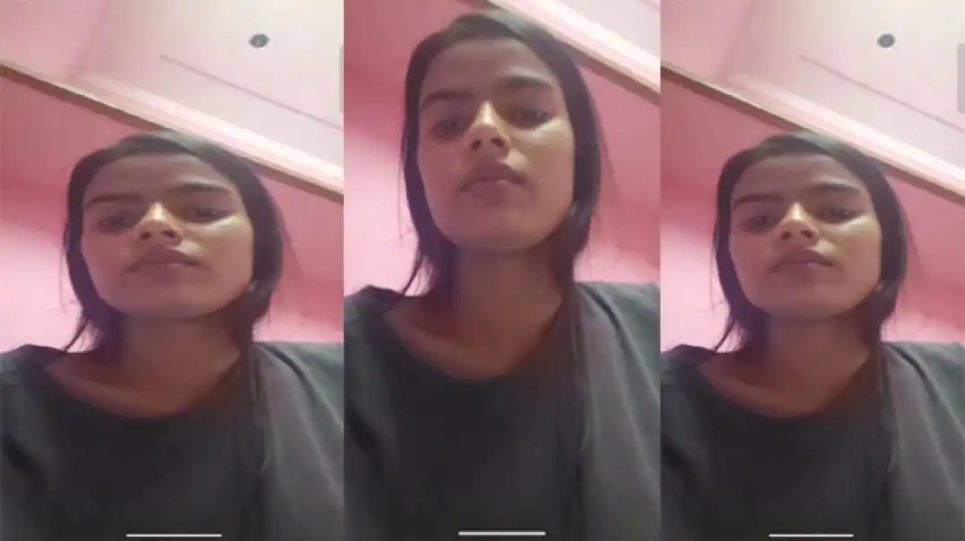 Desi Girl Exposes Naughty Secrets To Sister On Video Call
