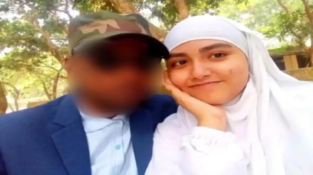 Desi Hijabi Girl Hot Romantic Intimate Moments Leaked